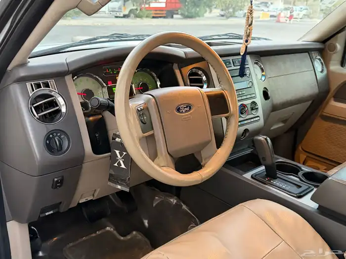 فورد اكسبديشن 2010 طويل بدون دبل للبيع 27