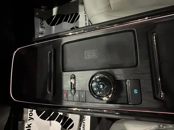 فورد تورس تيتانيوم موديل 2025 فل كامل شبه جديده 20