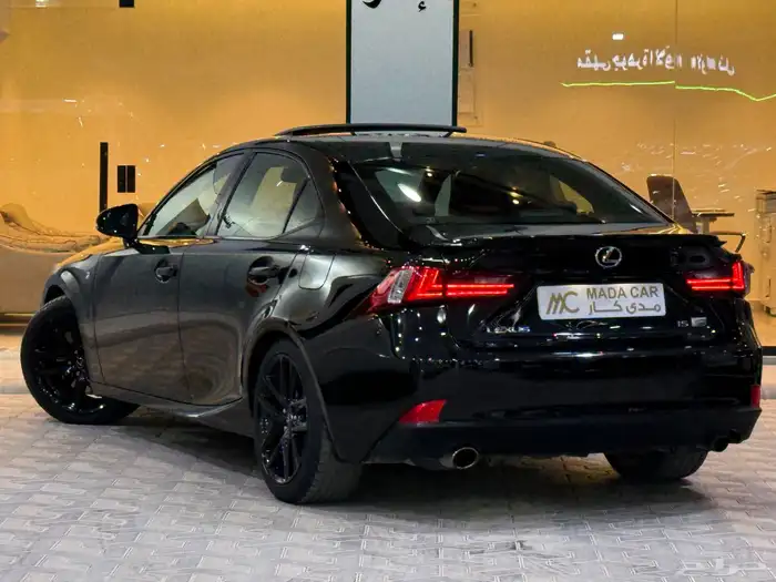 لكزس - IS اف سبورت - 2016 ( بحالة ممتازة ) 18