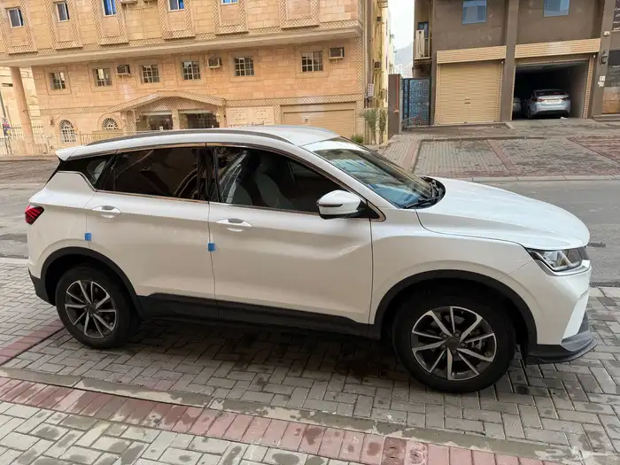 جيلي كولراي 2023 0