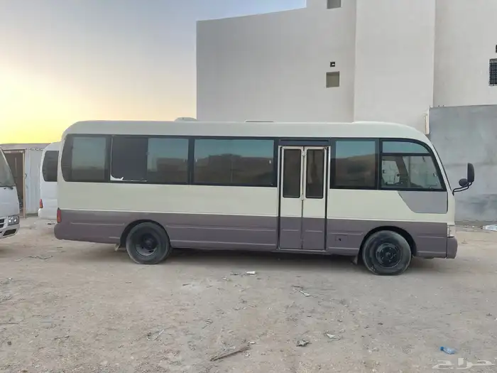 باص هيونداي كونتي للايجار 2