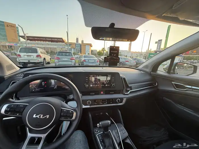 كيا سبورتاج 2023جديده وكاله 1600 اقل ممشى12 الف 1