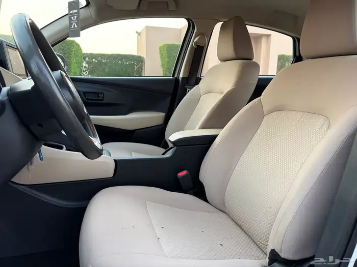 تويوتا يارس 2023 فئة Y (شاشة-جنوط) 11