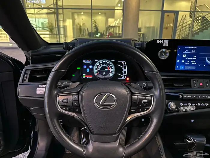 لكزس ES300 2023 سعودي 8