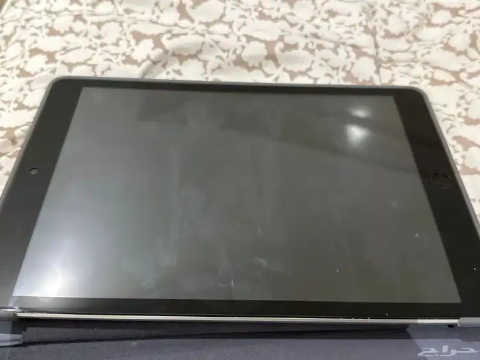 ايباد الجيل اتاسع 64 قيقا معه قلم 1