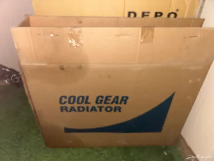 للبيع قطع غيار كورولا 2013م مستعمله نظيفة كما في الصور 2