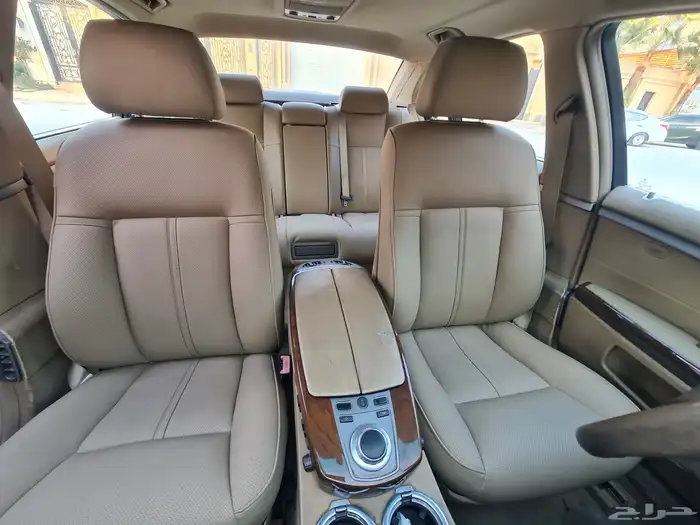 فرصة مميزة لمحبي الكلاسيكي BMW 730L 2007 نظيفة 4