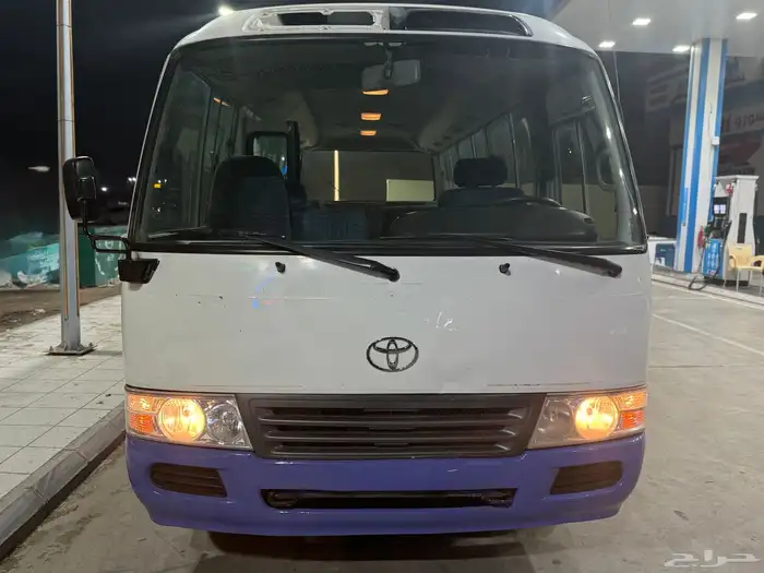 باص كوستر موديل 2011 بنزين 26 مقعد 0