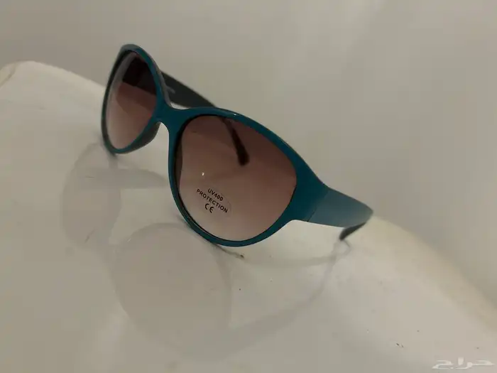 نظاره شمسيه نسائي و رجاليه سعر 20 0