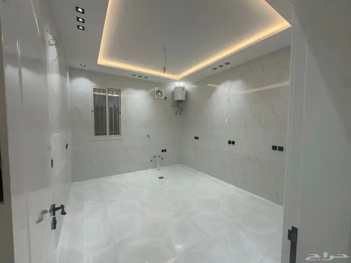 دور موقع ممتاز تشطيب شخصي للبيع 25