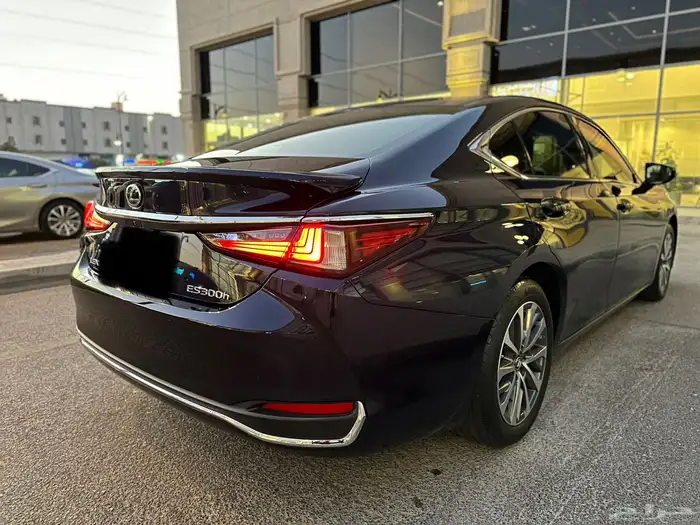 لكزس ES300 2023 سعودي 6