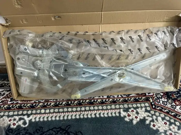 قطع للبيع اللي كابرس من موديل 2004 إلى 2006 Ltz أو ss 1