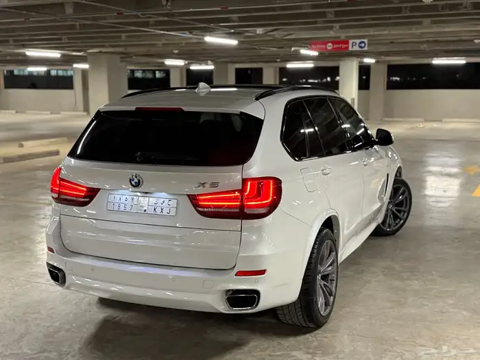 BMW X5 2014 Kit M V8 ( قمة في النظافة ) 24