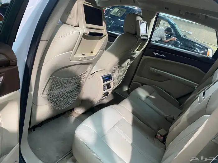 كاديلاك SRX4 2011 فل كامل 5