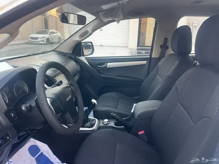 ايسوزو ديماكس 2020 LS نظيف .. 13