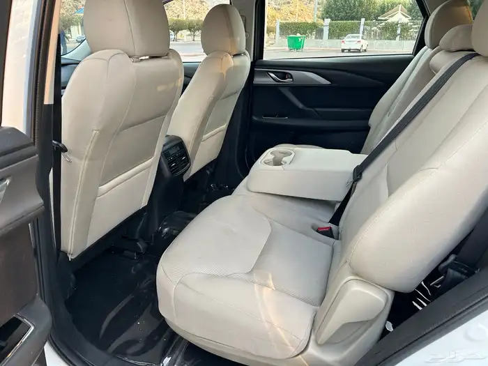 مازدا CX9 لون أبيض 17