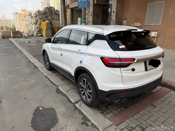 جيلي كولراي 2023 8