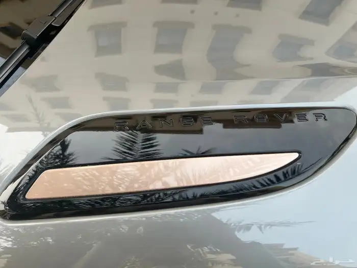 لاندروفر 2025 فيلار p250 مالك اول ممشى 21 الف بحالة الجديد 18