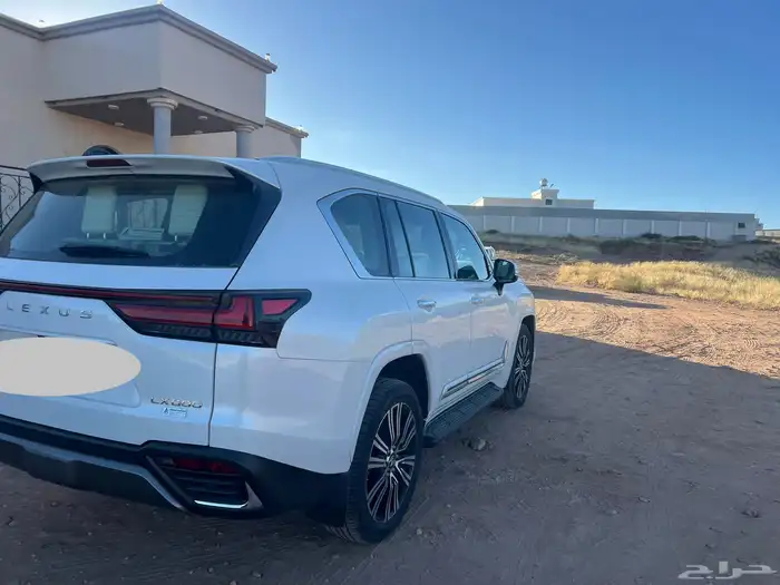 لكزز LX 600اوف وايت 2023 7