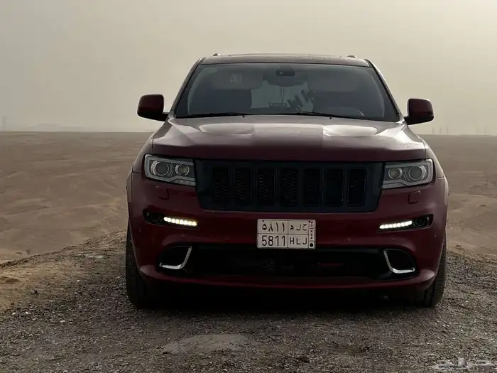 جيب جيراند شروكيSRT 2013 9