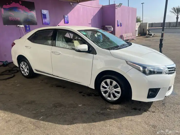 كورولا 2015 نظيفه 12