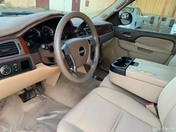 جي ام سي يوكون 2012 15