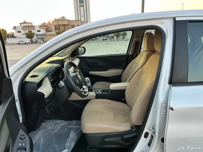 يارس Y plus موديل 2023 4