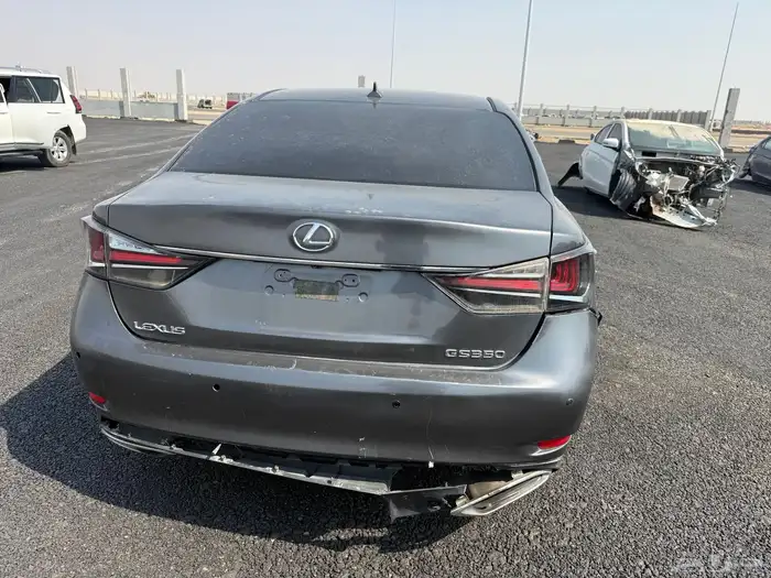 لكزس GS350 تشليح 3