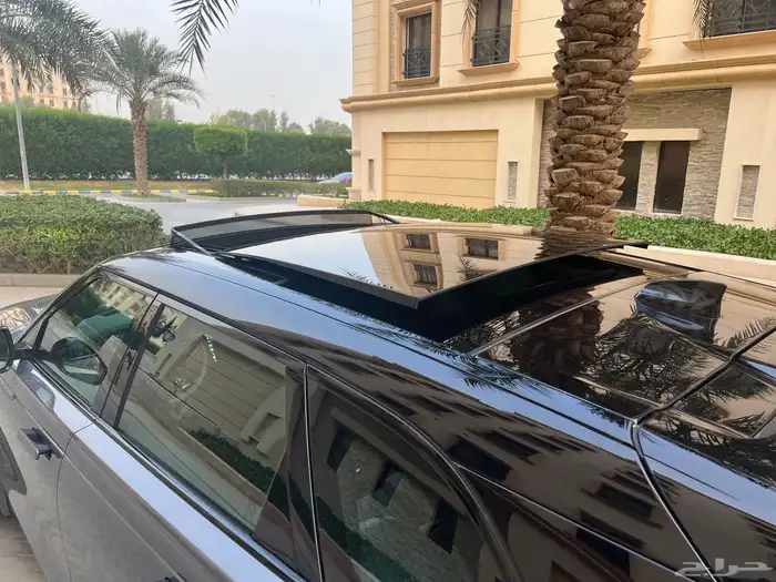 لاندروفر 2025 فيلار p250 مالك اول ممشى 21 الف بحالة الجديد 14