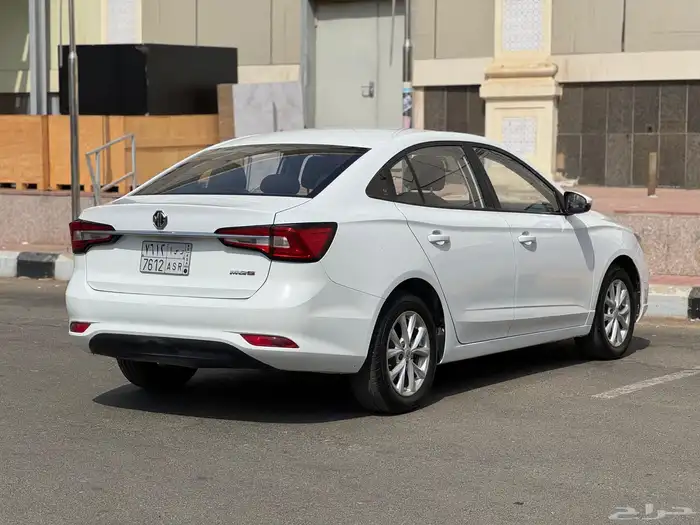 MG   5   2023 السعر 25000 الف 2