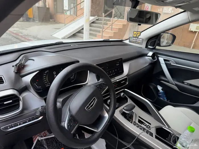 جيلي كولراي 2023 6