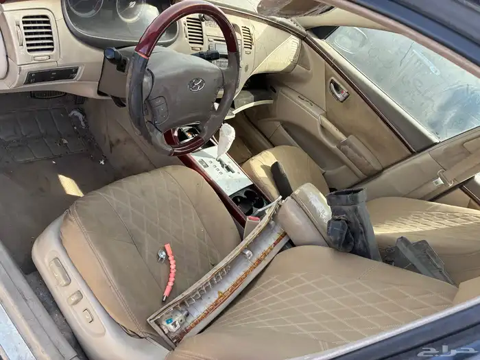 قطع غيار ازيرا 2008 ( تشليح ) 6