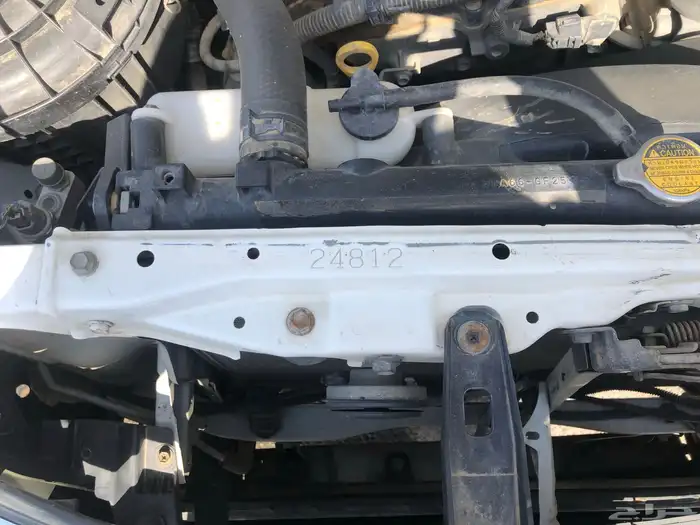 هايلوكس2014 تماتيك محايل عسير مطلوب بدل كامري 8