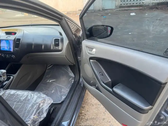 كيا سيراتو 2017 للبيع 1