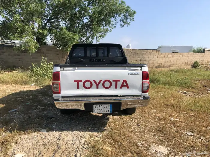 هايلوكس2014 تماتيك محايل عسير مطلوب بدل كامري 5