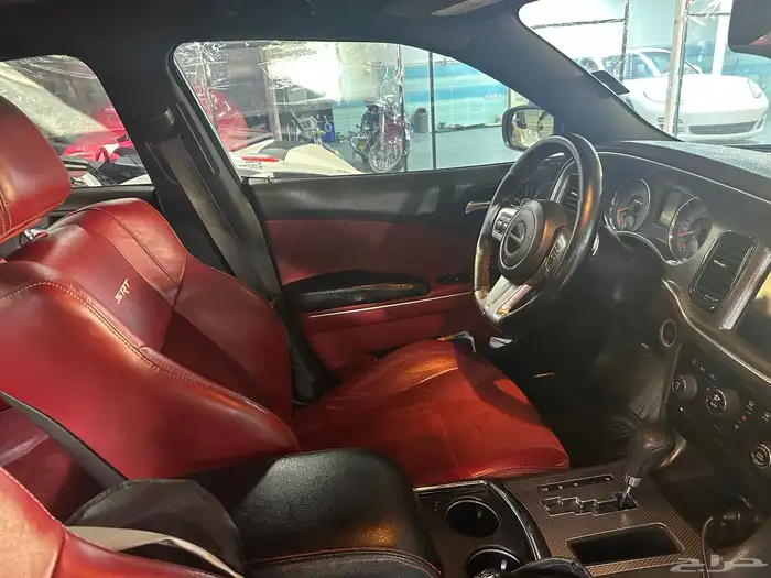 شارجر 2012 SRT8 فل كامل 4