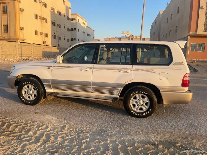 لاندكروزر 2003 GXR1 8