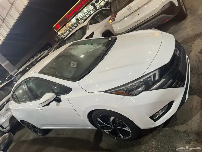 نيسان صني الشكل الجديد SL فل كامل 2024 ابيض فضي رصاصي فاتح 3