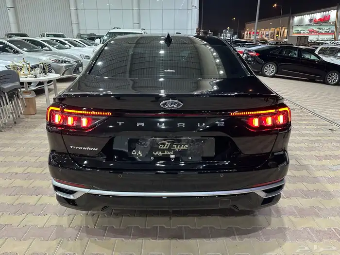 فورد تورس تيتانيوم موديل 2025 فل كامل شبه جديده 26
