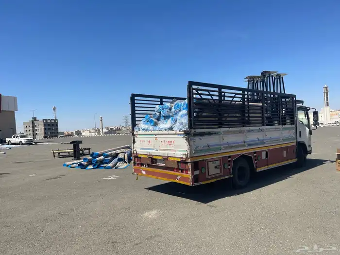 فرش وزل ملكي وكراسي ملكي جديد ومستخدم للايجار 17