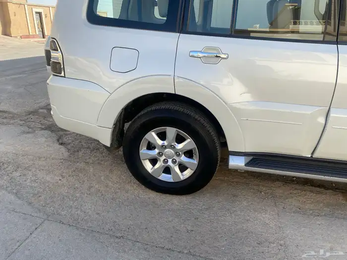 باجيرو موديل 2016 سنة الشراء 2015 وكالة ماشية 193 الف 4