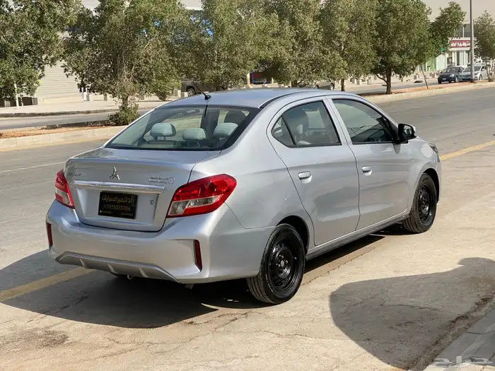 ميتسوبيشي اتراج 2021 سياره نظيف للمستخدم 4