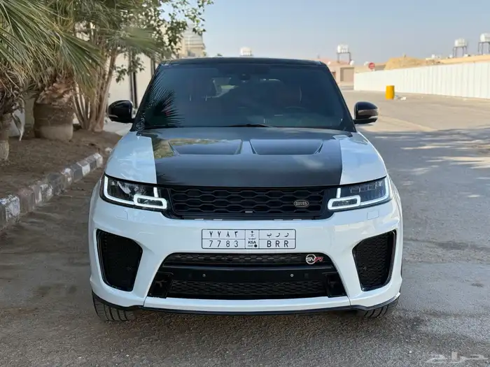 للبيع رنج روفر سبورت معدل 2020 svr 4