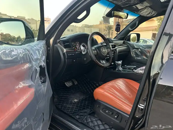 لكزس LX 2016 بلاك اديشن 23