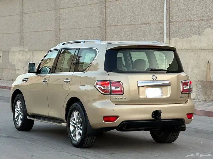 نيسان باترول 2010 بلاتنيوم 400 10