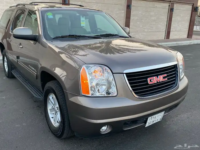 جمس يوكن 2014 مخزن بحاله الجديد ماشاء الله 9