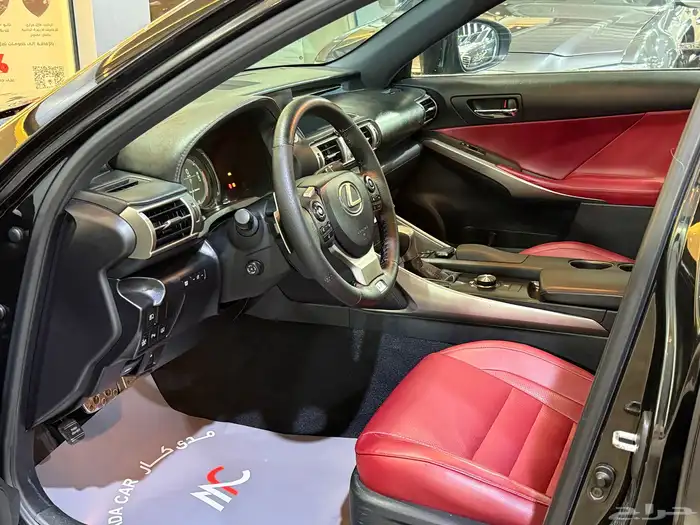 لكزس - IS اف سبورت - 2016 ( بحالة ممتازة ) 3