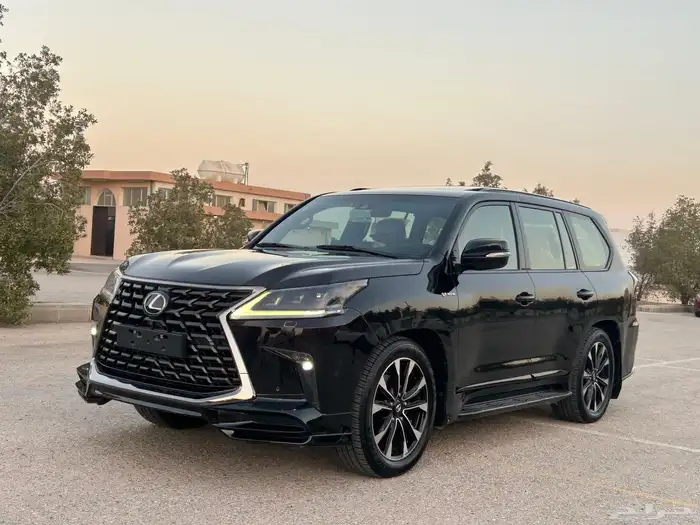 لكزس LX 2016 بلاك اديشن 4