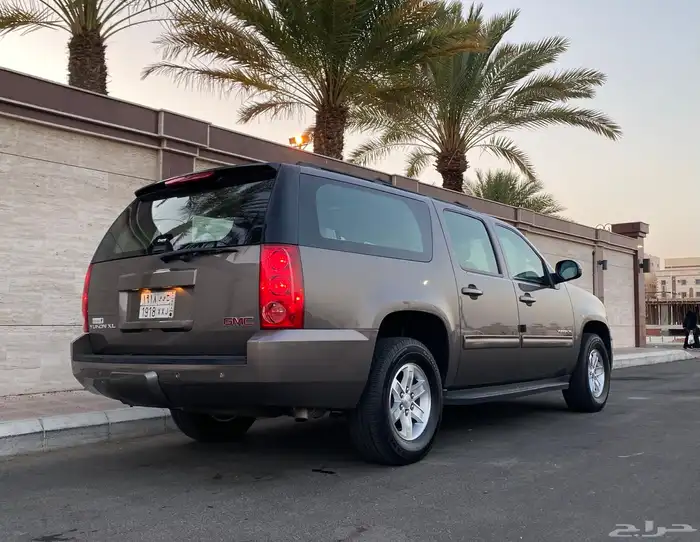 جمس يوكن 2014 مخزن بحاله الجديد ماشاء الله 17