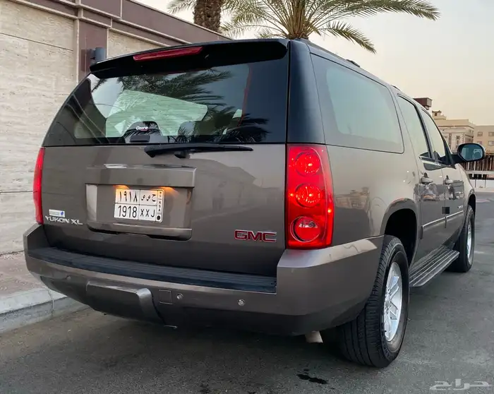 جمس يوكن 2014 مخزن بحاله الجديد ماشاء الله 18